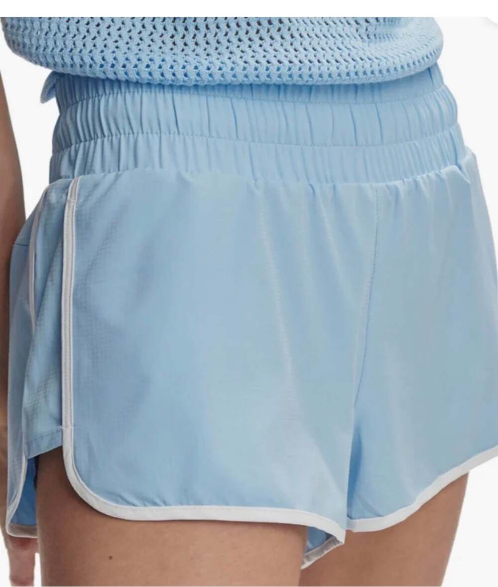 Varley Arlington Lined Running Short 2” in Airy Blue Size X-Small